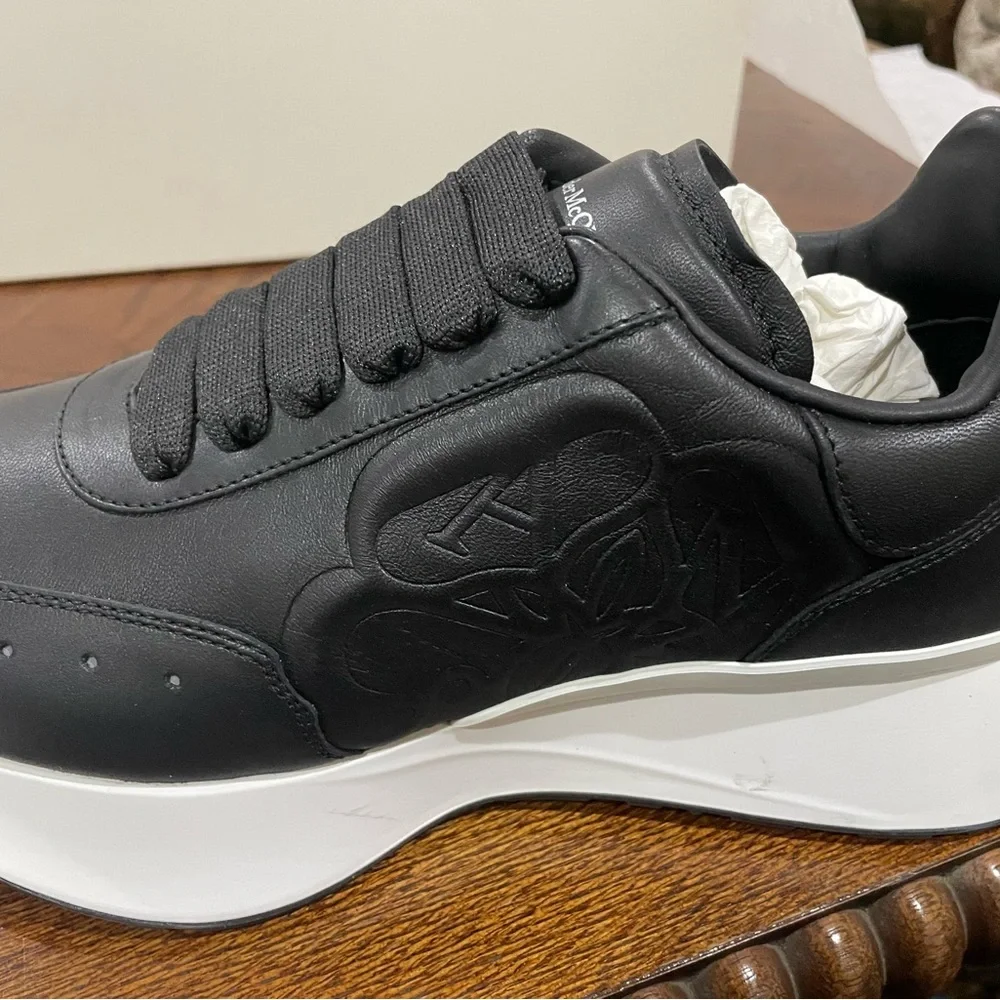 Alexander McQUEEN Leather Runner Sneaker Size 9.5 - Picture 1 of 4